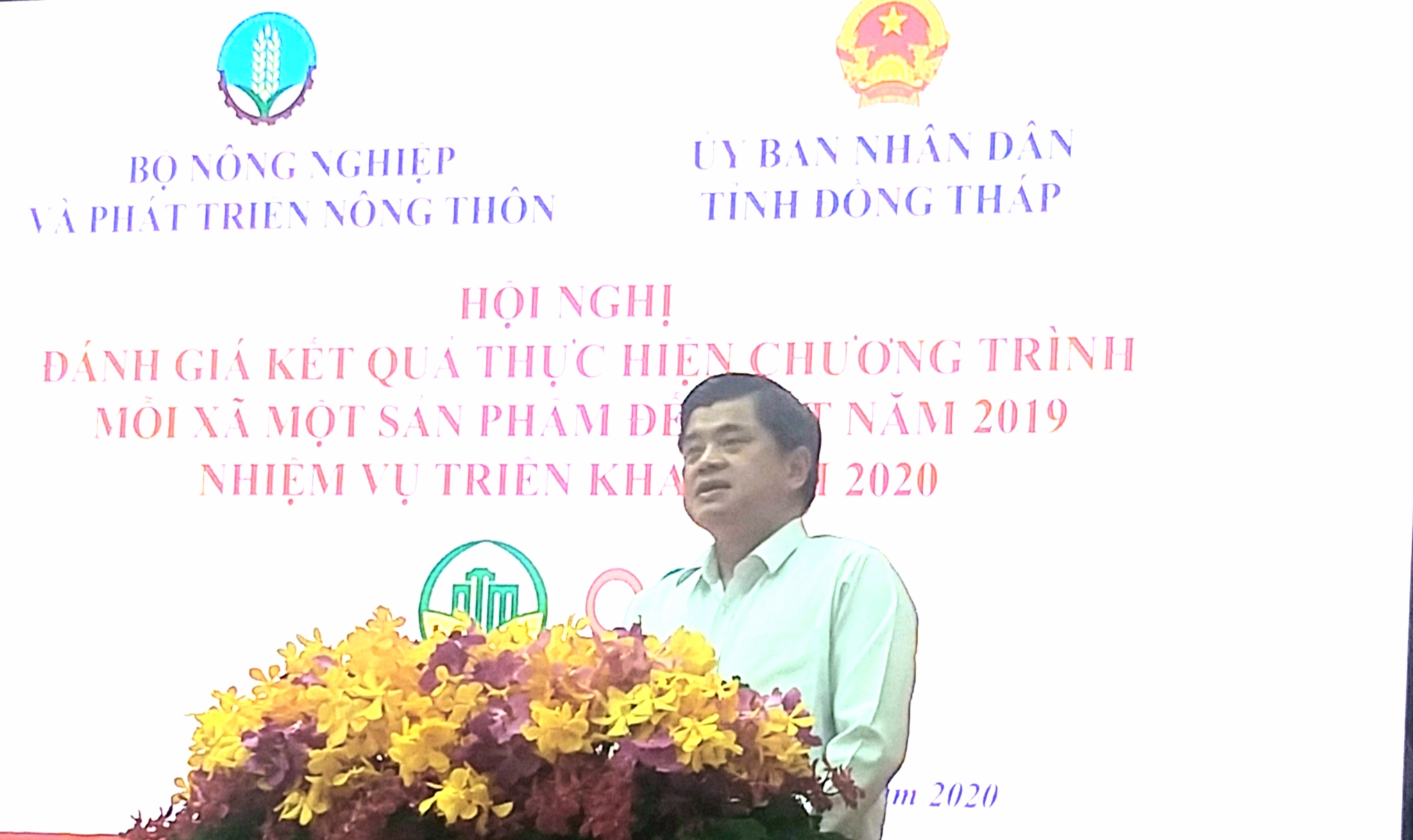Ông Trần Thanh Nam, Thứ trưởng Bộ NN&PTNT phát biểu tại hội nghị