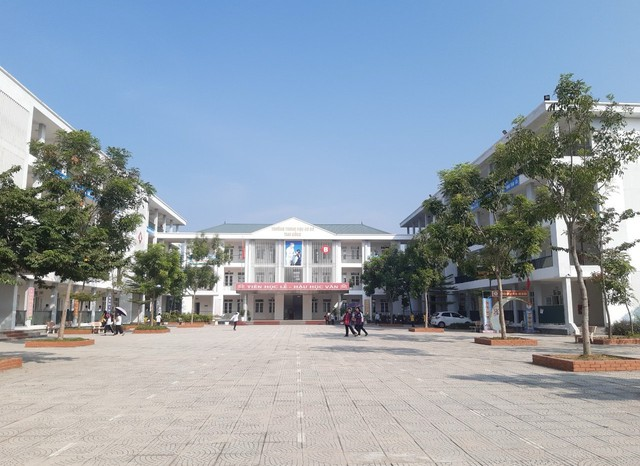 Trường THCS Tam Đồng, (huyện mê Linh) được xây dựng khang trang